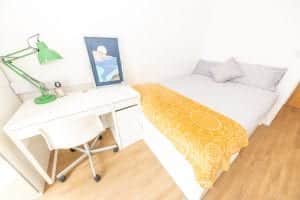 X1 Chapel Street | Large Balcony Room to Rent