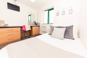 X1 Borden Court | Large Room in Shared Flat, Liverpool