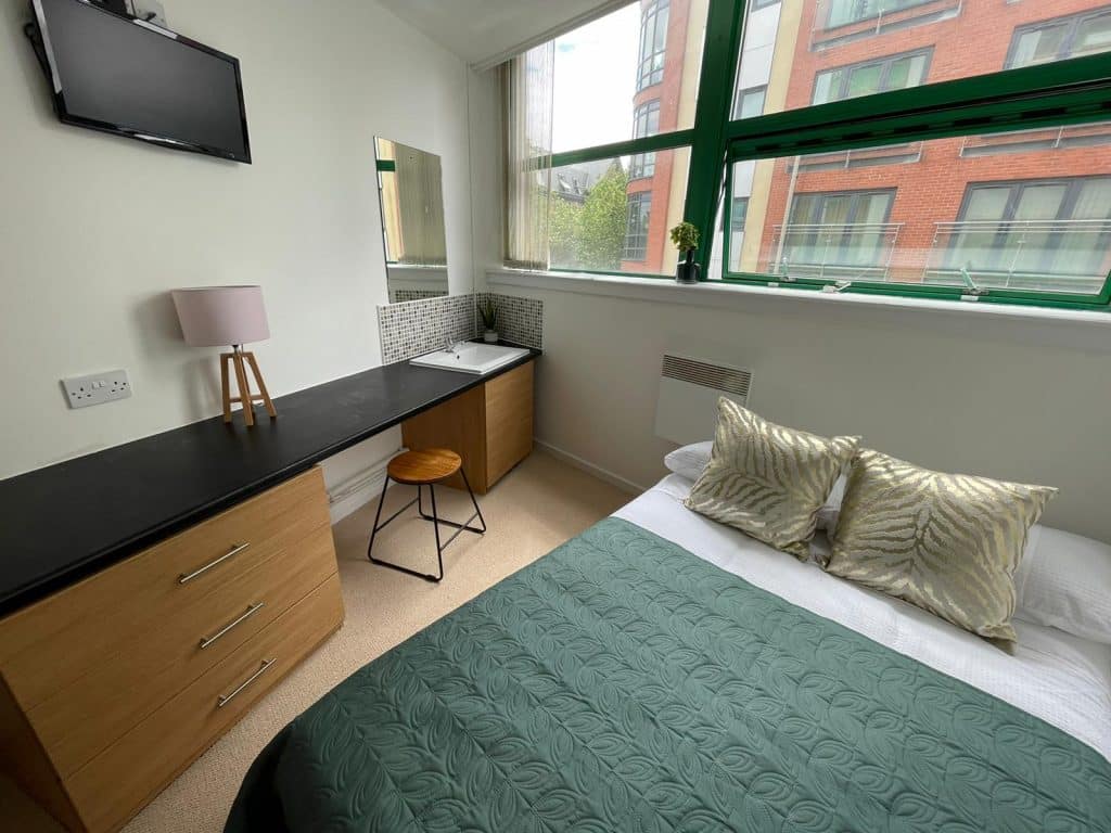 X1 Borden Court | Student Accommodation Liverpool | Standard Room | Bedroom in a Flatshare